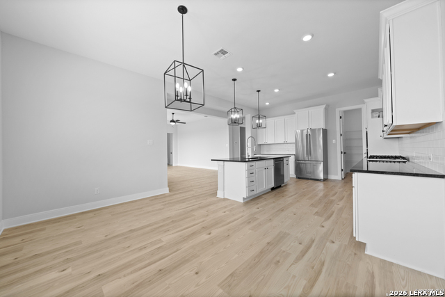 Image 5 of 19 For 174 Azalea Aly