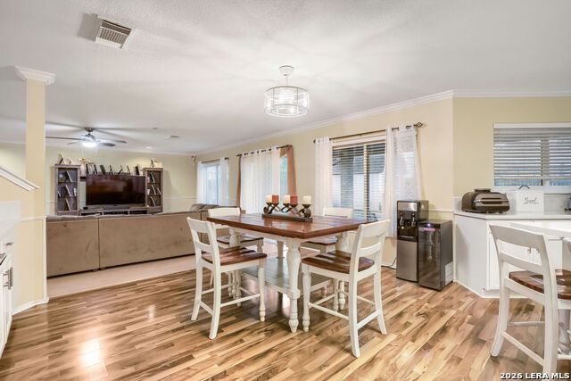 Listing photo id 12 for 6914 Barkley Trl