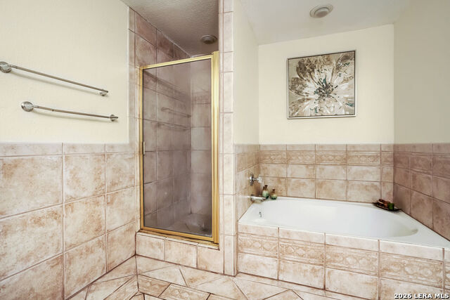 Listing photo id 23 for 6914 Barkley Trl