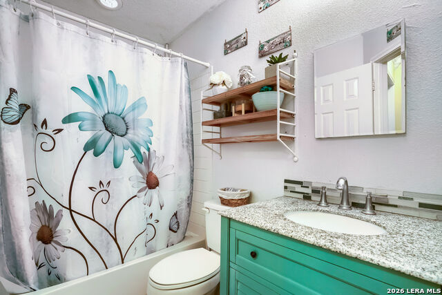 Listing photo id 24 for 6914 Barkley Trl