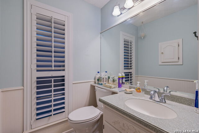 Listing photo id 9 for 13127 Country Trl