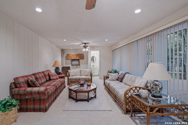 Listing photo id 26 for 13127 Country Trl