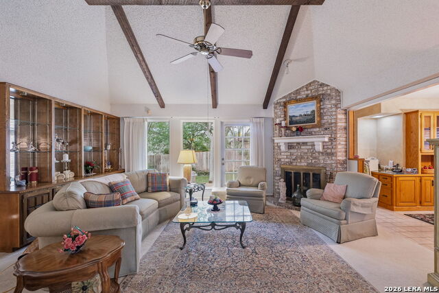 Listing photo id 1 for 13127 Country Trl