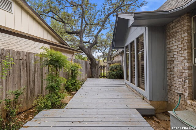 Listing photo id 36 for 13127 Country Trl