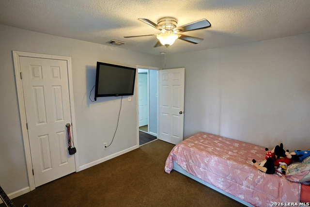 Image 18 of 25 For 4326 Spring Oak Dr