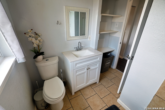 Image 20 of 25 For 4326 Spring Oak Dr