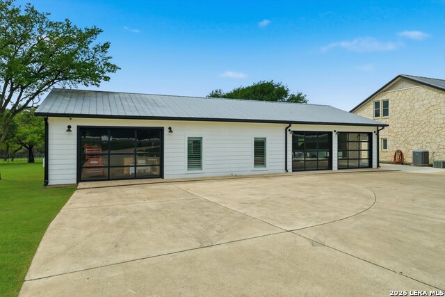 Image 30 of 50 For 30041 Beck Rd