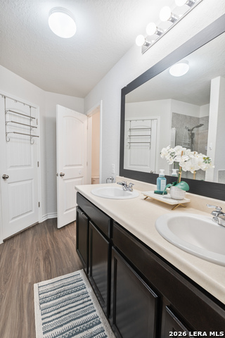 Image 11 of 33 For 14114 Tyler Pt