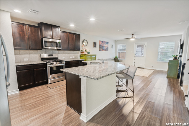 Image 3 of 33 For 14114 Tyler Pt