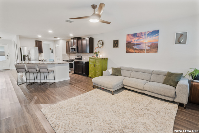 Image 5 of 33 For 14114 Tyler Pt