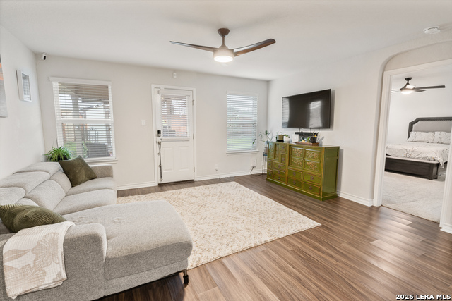 Image 6 of 33 For 14114 Tyler Pt