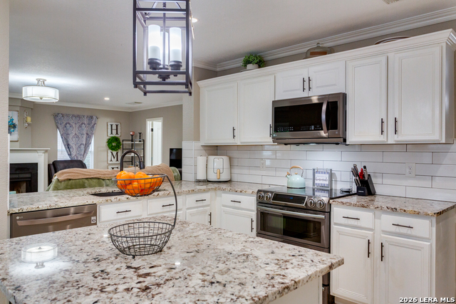 Image 11 of 25 For 2422 Newoak Park