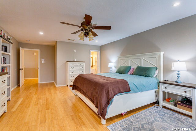 Image 15 of 25 For 2422 Newoak Park