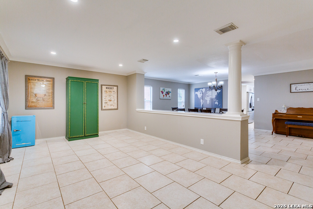 Image 3 of 25 For 2422 Newoak Park