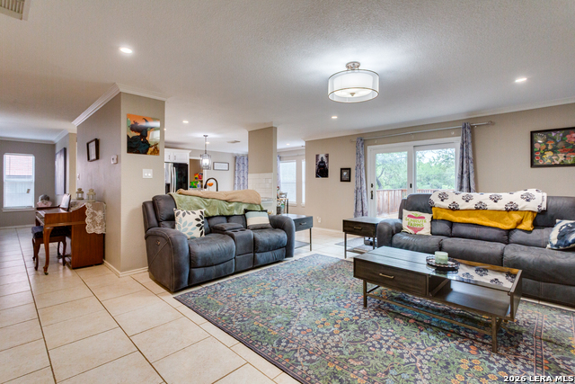 Image 7 of 25 For 2422 Newoak Park