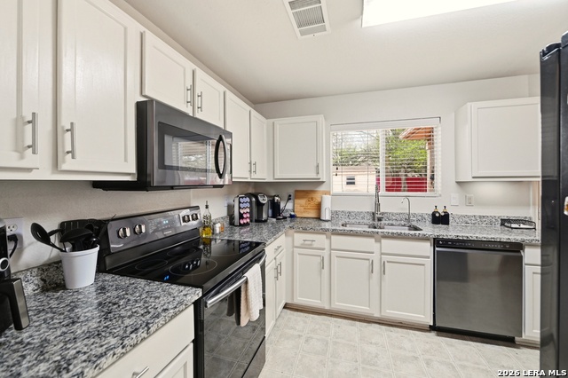 Image 19 of 49 For 3947 Wisteria