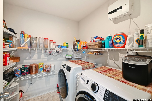 Image 21 of 49 For 3947 Wisteria