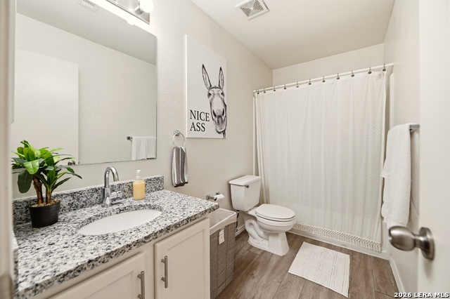 Image 34 of 49 For 3947 Wisteria