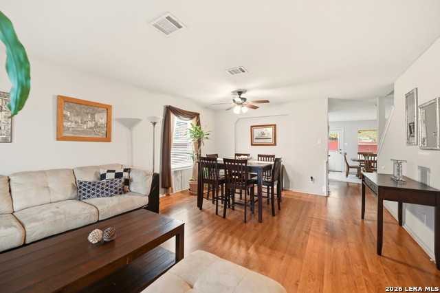 Image 9 of 49 For 3947 Wisteria