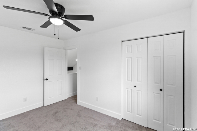 Image 13 of 26 For 15610 Knollhollow