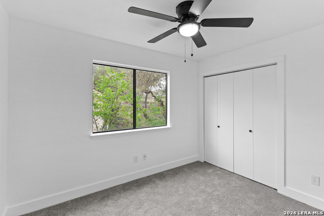 Image 17 of 26 For 15610 Knollhollow