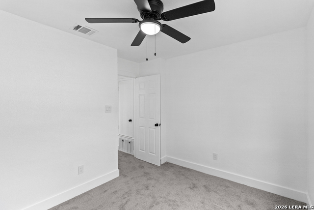 Image 18 of 26 For 15610 Knollhollow