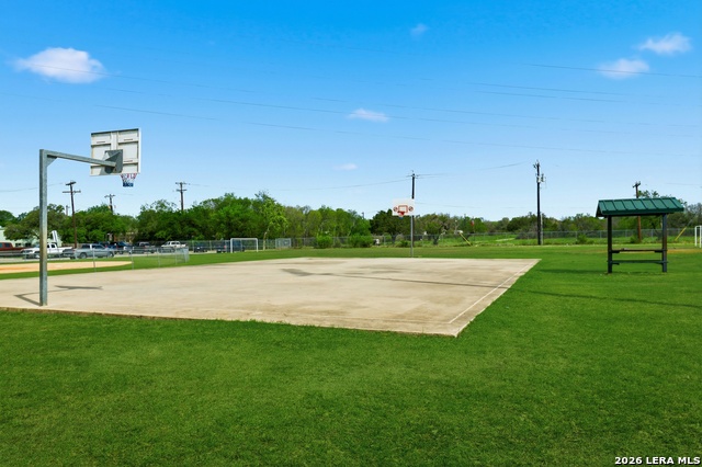 Image 18 of 27 For 6319 Lakewood Park