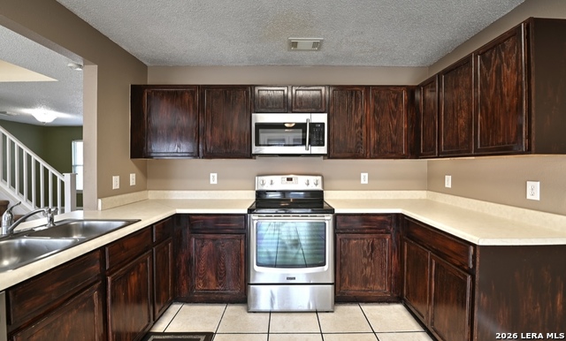 Image 14 of 32 For 18534 Taylore Run