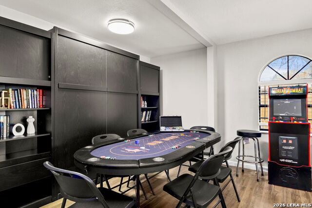 Image 32 of 37 For 607 Redcliff Dr