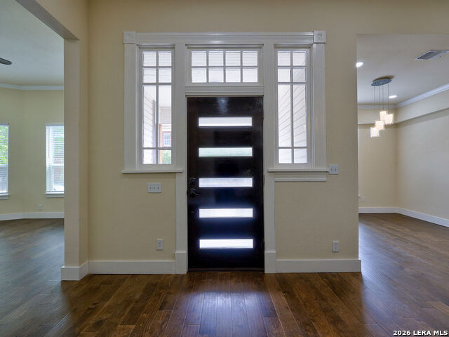 Image 35 of 76 For 507 Mistletoe W