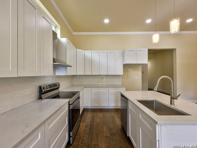 Image 43 of 76 For 507 Mistletoe W