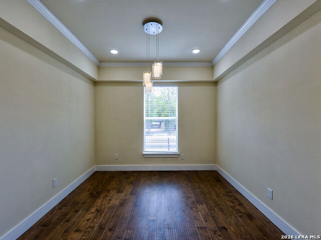 Image 48 of 76 For 507 Mistletoe W