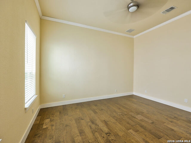 Image 68 of 76 For 507 Mistletoe W