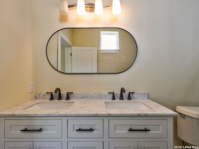 Image 76 of 76 For 507 Mistletoe W