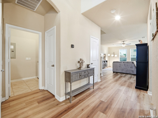 Listing photo id 8 for 1904 Twisted River