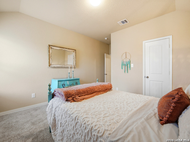 Listing photo id 36 for 1904 Twisted River