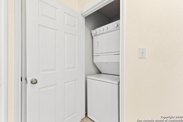 Image 29 of 49 For 1021 Hillcrest Forest