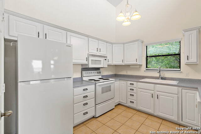 Image 42 of 49 For 1021 Hillcrest Forest