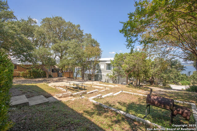 Image 7 of 49 For 1021 Hillcrest Forest