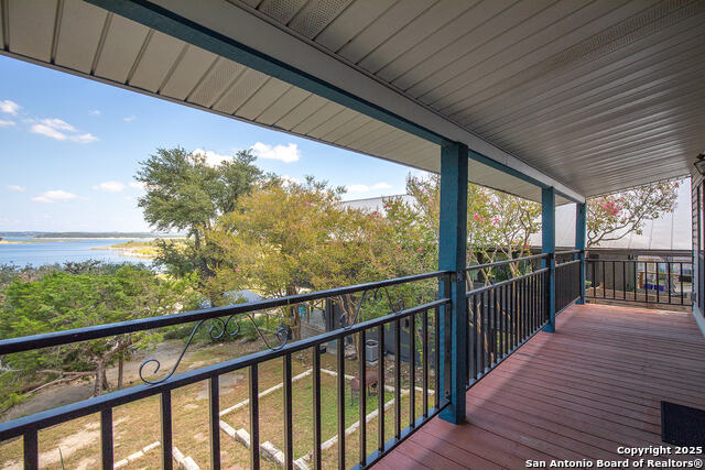 Image 8 of 49 For 1021 Hillcrest Forest