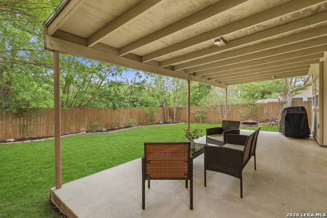 Image 23 of 27 For 10414 Country Horn