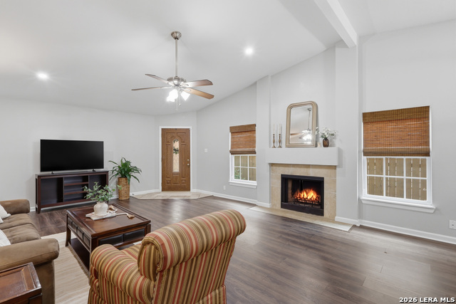 Image 5 of 27 For 10414 Country Horn