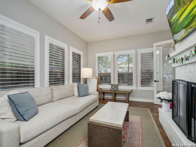 Image 20 of 38 For 5 Aspen Creek