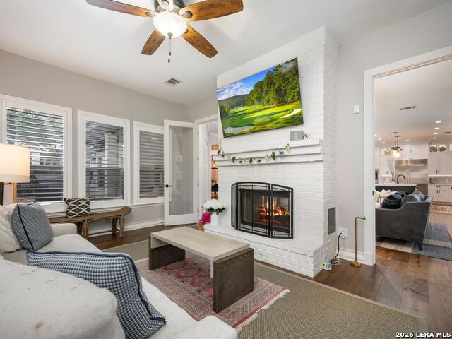 Image 21 of 38 For 5 Aspen Creek