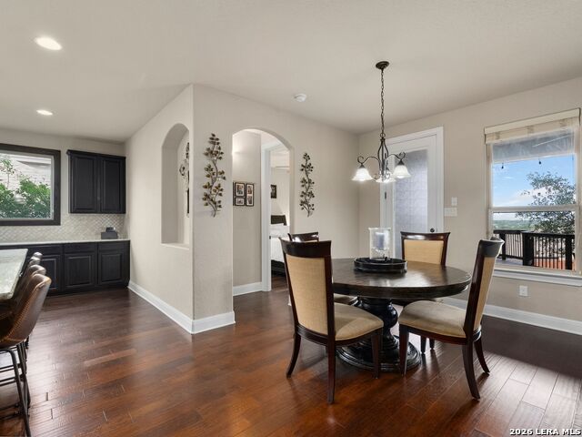 Image 18 of 74 For 8926 Irving Hl