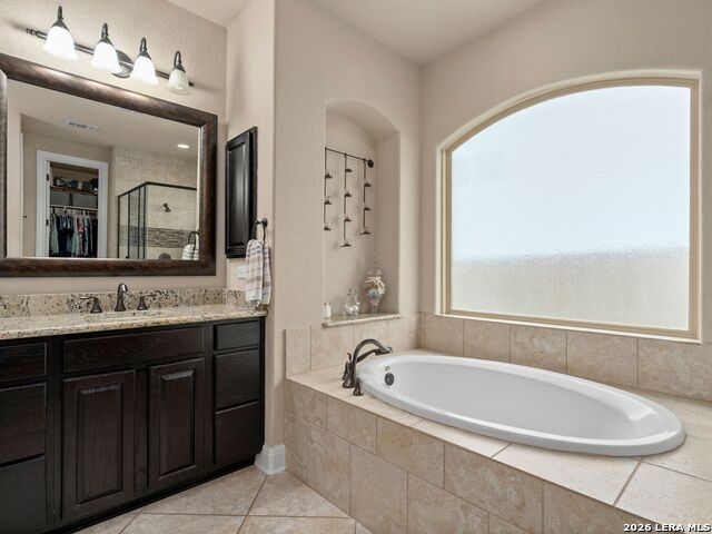 Image 32 of 74 For 8926 Irving Hl