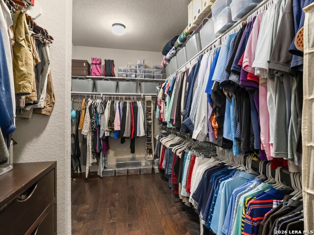 Image 33 of 74 For 8926 Irving Hl