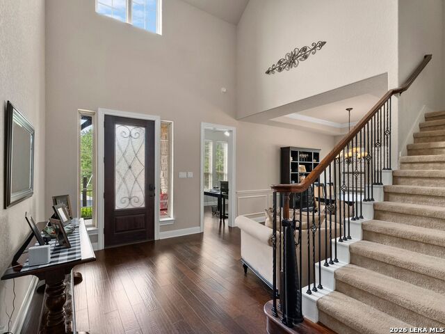 Image 9 of 74 For 8926 Irving Hl