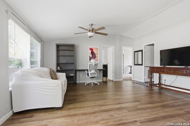 Image 6 of 31 For 1105 Walnut St