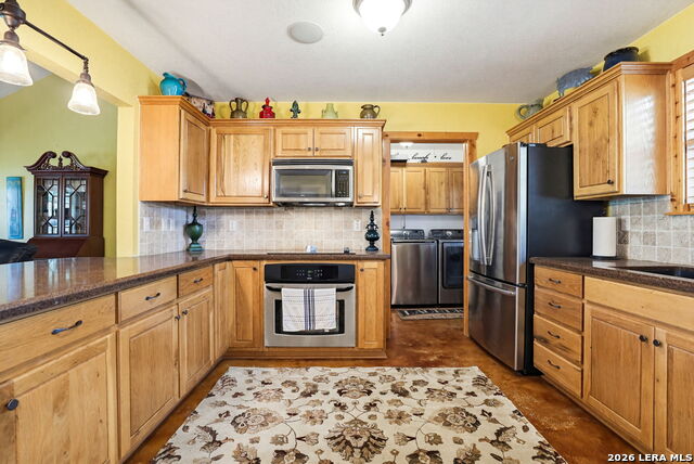 Image 19 of 50 For 213 Timber View